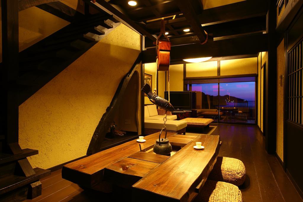 Hotel Musouan Biwa Izu  Esterno foto